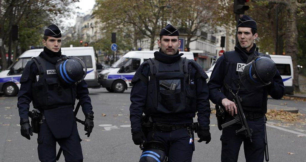 توجيه التهمة في فرنسا إلى 10 أعضاء من اليمين المتطرف خططوا لشن هجمات ضد مسلمين