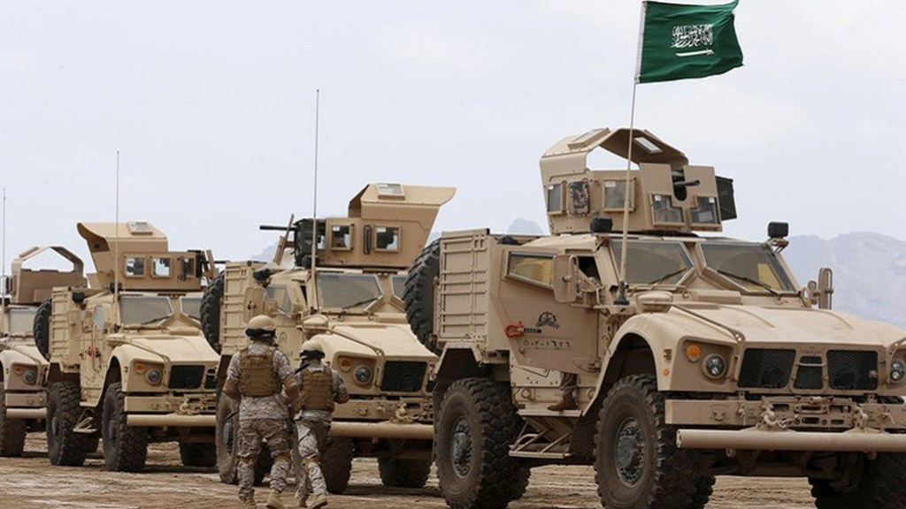 القوات السعودية تنسحب من مطار الغيظة في اليمن
