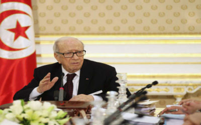 الرئيس التونسي يدعو رئيس الحكومة للاستقالة في حال استمرت الأزمة السياسية والاقتصادية