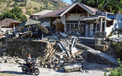26 قتيلا في زلزال ضرب اندونيسيا