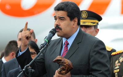 سماع دوي انفجارات ومواجهات حامية في كاراكاس وروسيا تؤكد على أن مادورو رئيس شرعي