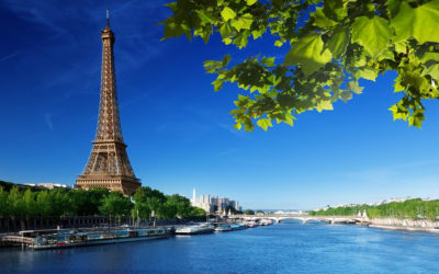 إغلاق برج إيفل في باريس مع إضراب العمال