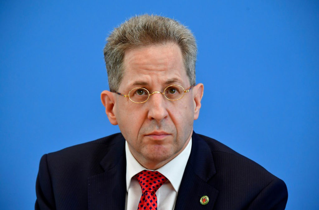 رئيس الاستخبارات الداخلية مهدد بالإقالة لإنقاذ الحكومة الألمانية