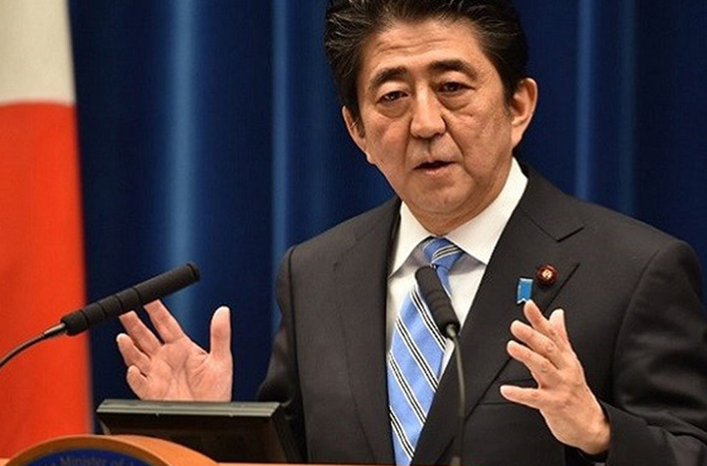 رئيس الوزراء الياباني يفوز بولاية جديدة على رأس حزبه