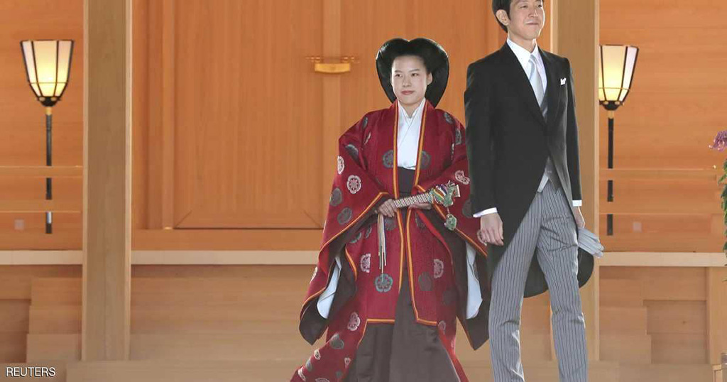 أميرة يابانية تتزوج رجلا من العامة.. وتخسر لقبها