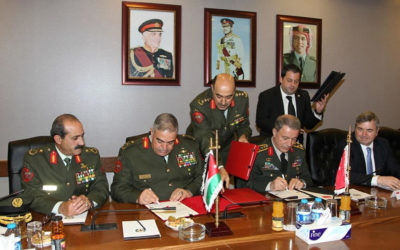 الكويت وتركيا توقعان اتفاقية عسكرية