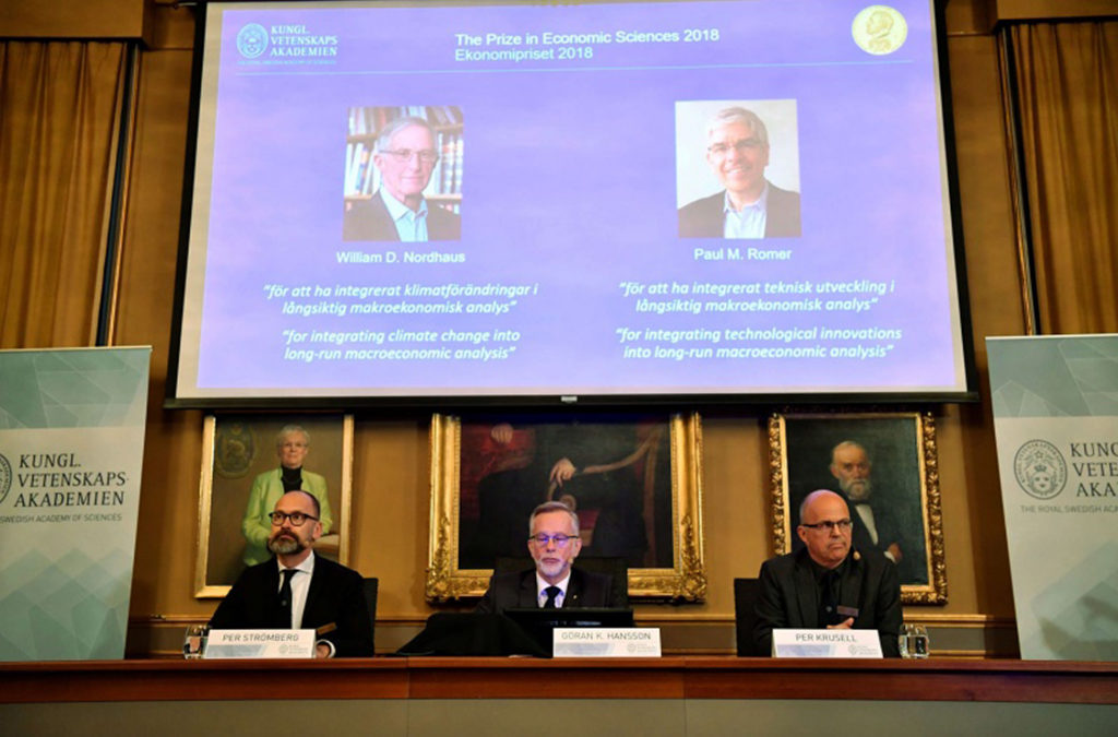 منح جائزة نوبل للاقتصاد الى الاميركيين وليام نوردهاوس وبول رومر