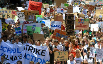 أطفال استراليون أضربوا عن الدراسة احتجاجا على التقاعس في شأن تغير المناخ
