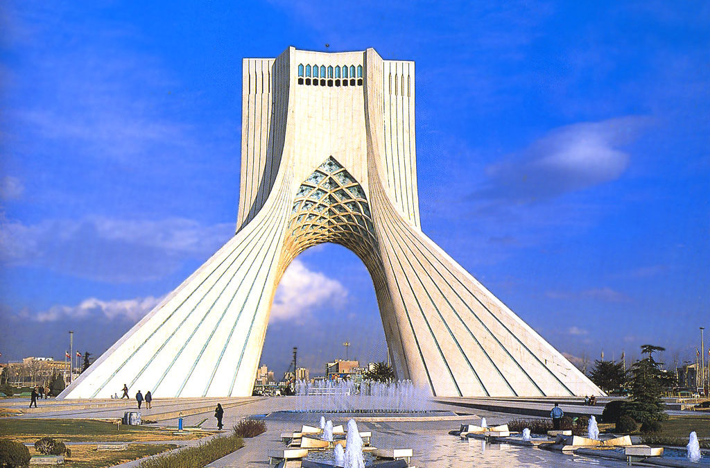 إيران تطالب كندا باعتذار رسمي