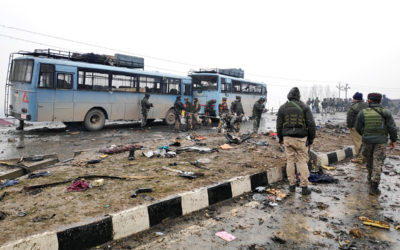 إصابة 18 شخصا في هجوم بقنابل في جامو في كشمير الهندية