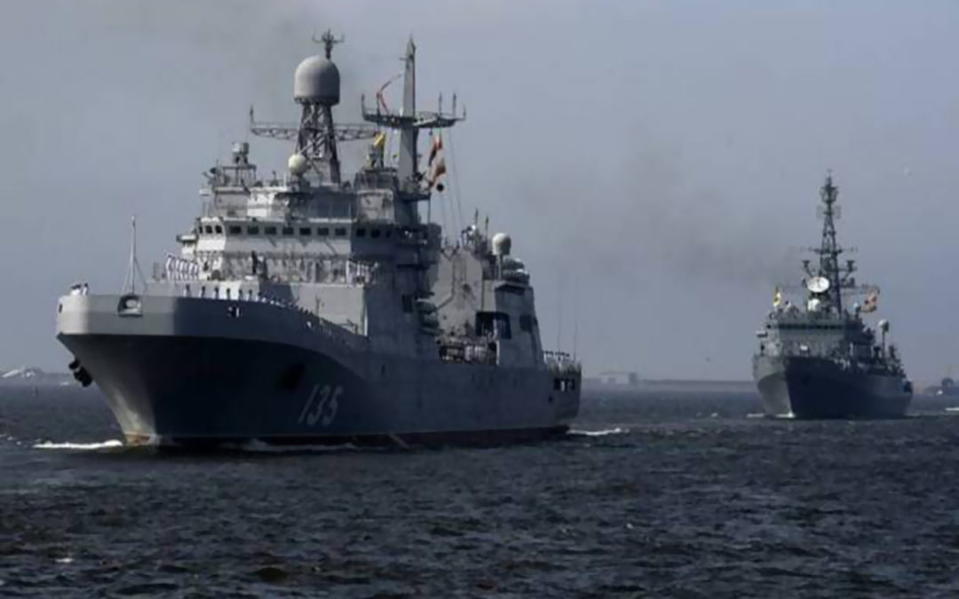 بوتين يطلق عملية بناء سفينتي إنزال جديدتين في أقصى غرب روسيا