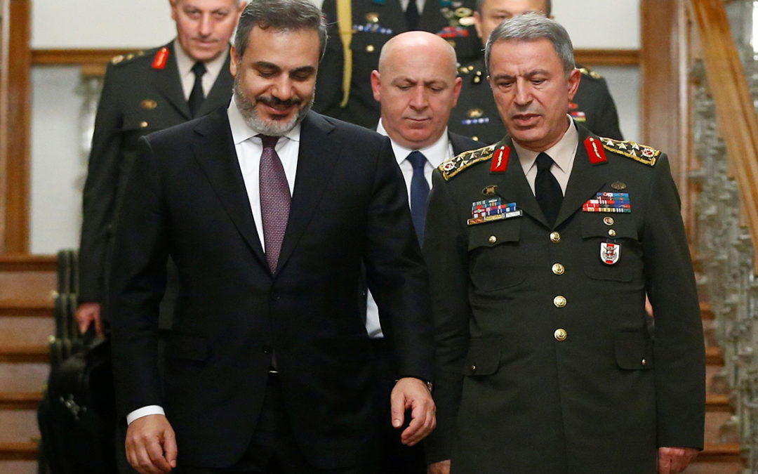 وزيرا دفاع تركيا وروسيا ناقشا هاتفيا التطورات في إدلب وإجراءات خفض التوتر بالمنطقة