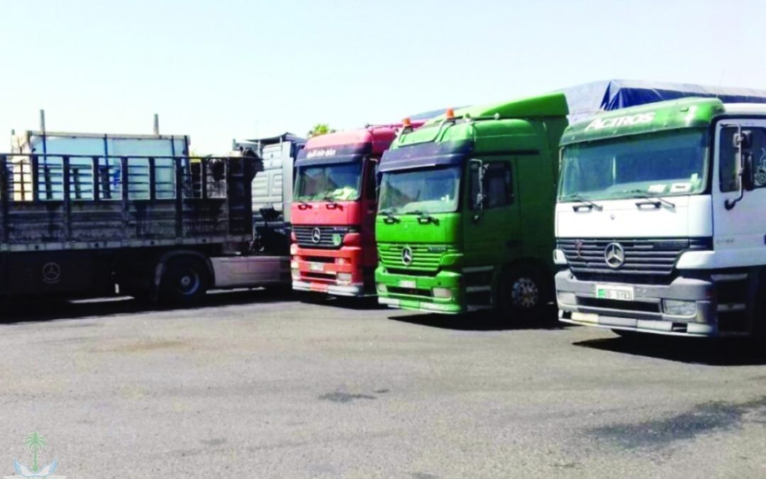نقابات قطاع النقل البري: للاعتصام واقفال الحدود بالشاحنات على معبر المصنع غدا