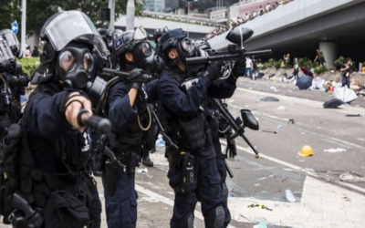 توقيف خمسة أشخاص في هونغ كونغ بعد مواجهات جديدة مع الشرطة
