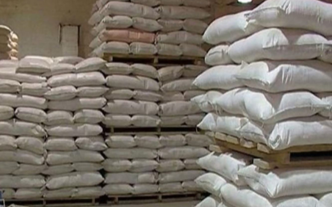 وزير الاقتصاد يحظر على المطاحن تسليم أي نوع من دقيق القمح للأفران التي لم تلتزم تنفيذ القرار رقم 64