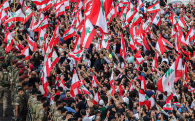 اللبنانيون يواصلون “الضغط على السلطات” غداة تظاهرات حاشدة