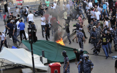 شرطة مجلس النواب نفت قيام عناصرها باحراق خيمة في ساحة الشهداء