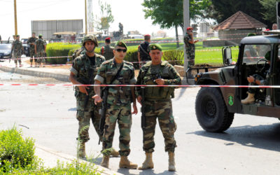دوريات للجيش في سوق صيدا لإلزام التجار الإقفال وفق قرار التعبئة