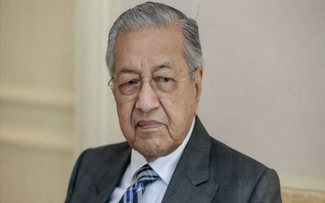 استقالة رئيس وزراء ماليزيا مهاتير محمد