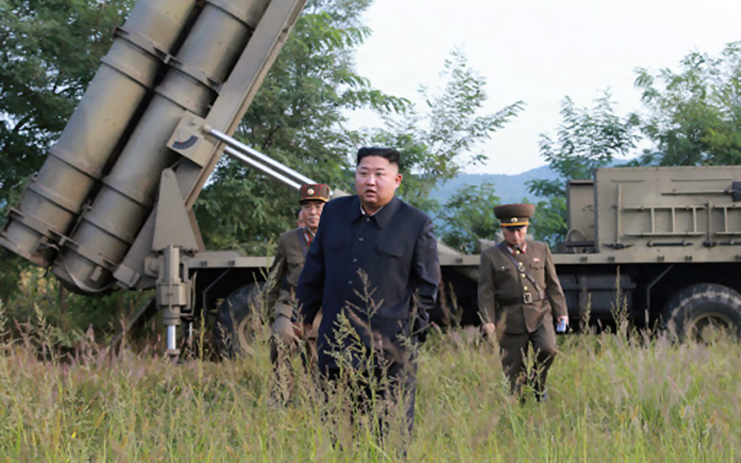 زعيم كوريا الشمالية يشرف شخصيا على تجارب صاروخية ومدفعية