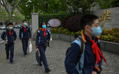 فتح المدارس الثانوية في الصين وسط التزام شديد باجراءات الوقاية