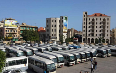 اعتصام لأصحاب وسائقي الباصات امام قصر العدل في طرابلس