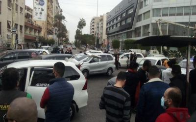النشرة: سائقو السيارات العمومية نظموا وقفة احتجاجية عند تقاطع ايليا