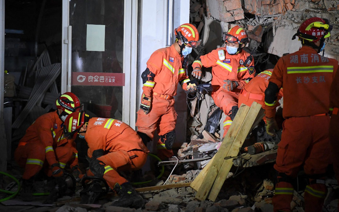 ارتفاع حصيلة انهيار المبنى في الصين إلى 53 قتيلا