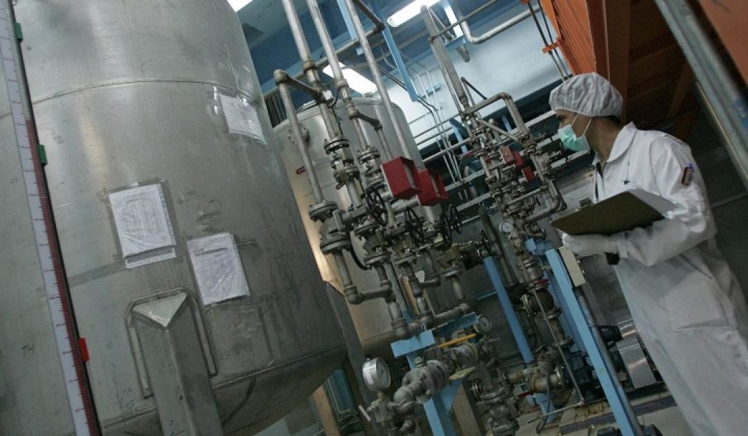 إيران تبدأ تخصيب اليورانيوم بأجهزة متطورة في نطنز