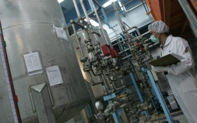 إيران تبدأ تخصيب اليورانيوم بأجهزة متطورة في نطنز