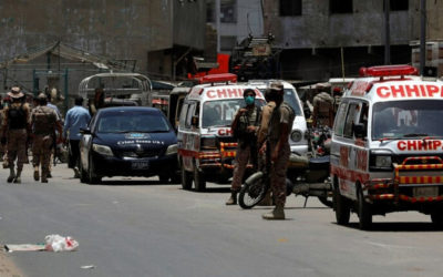 مقتل 20 شخصا وإصابة 6 جراء حادثة اصطدام حافلة ركاب مع صهريج نفط في باكستان