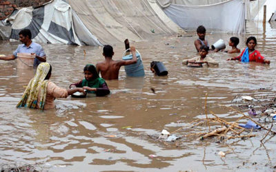 باكستان بحاجة إلى أكثر من 10 مليارات دولار لعملية إعادة البناء بعد الفيضانات