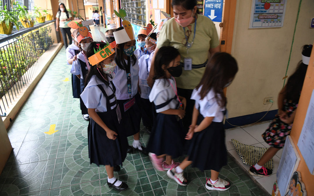 مدارس الفلبين اعادت فتح أبوابها أمام التلاميذ بعد إغلاق استمرّ عامين