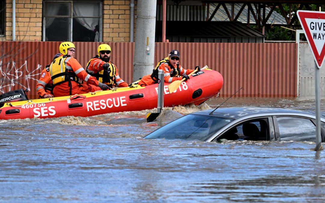 إنقاذ أكثر من 300 شخص من مياه الفيضانات في أوستراليا