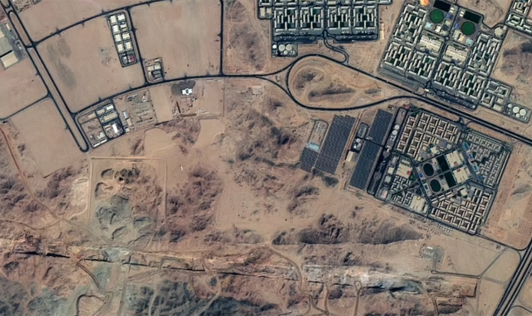 الأقمار الصناعية ترصد التقدم في إنشاء مدينة المستقبل “ذا لاين” في السعودية