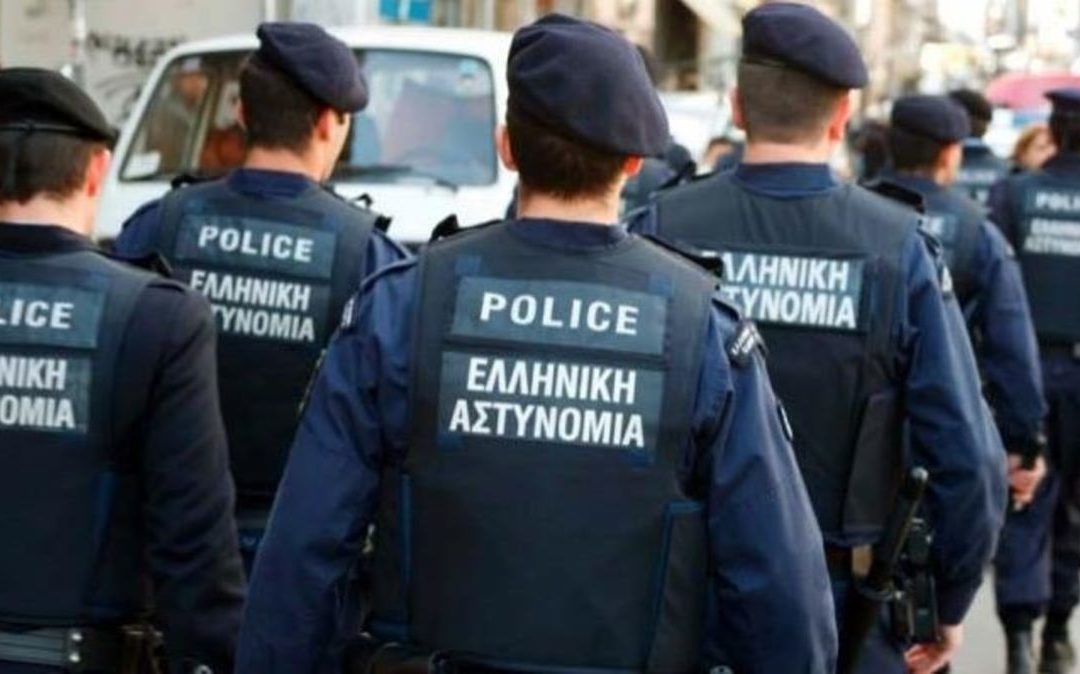 الشرطة اليونانية أوقفت 39 مهاجرًا على الحدود مع تركيا