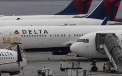 مقتل عامل في مطار بتكساس بعدما “ابتلعه” محرك طائرة ركاب قادمة من كاليفورنيا