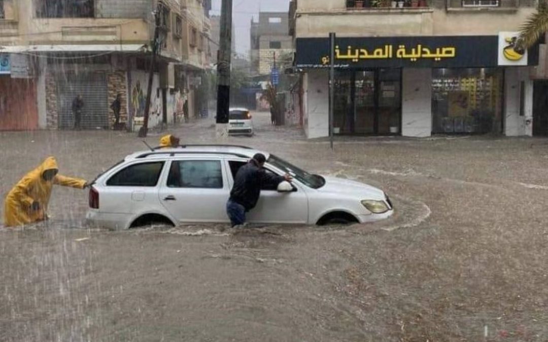 اعصار دانيال.. أمطار غزيرة تضرب الأراضي الفلسطينية وغرق عدد من المنازل شمال قطاع غزة