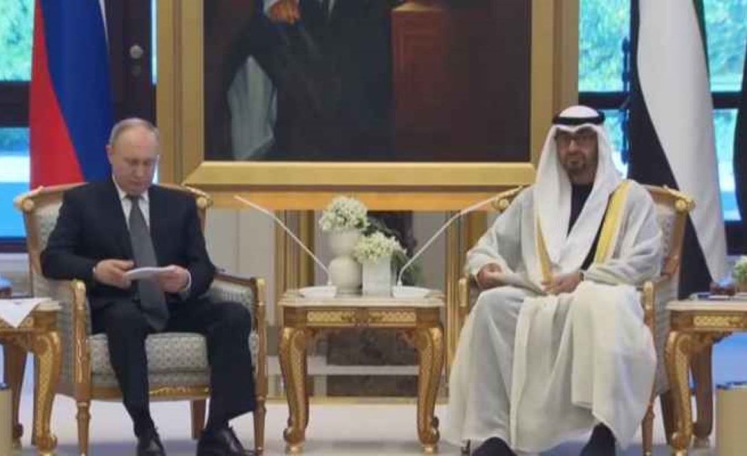 بوتين التقى بن زايد: علاقاتنا مع الإمارات وصلت إلى مستوى عالِ وسنبحث ملف النزاع الفلسطيني الإسرائيلي