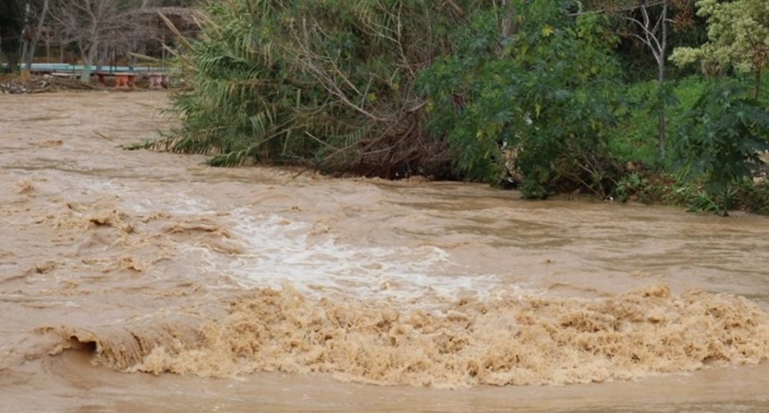 ارتفاع منسوب نهر الليطاني والمياه غمرت بساتين الموز والحمضيات