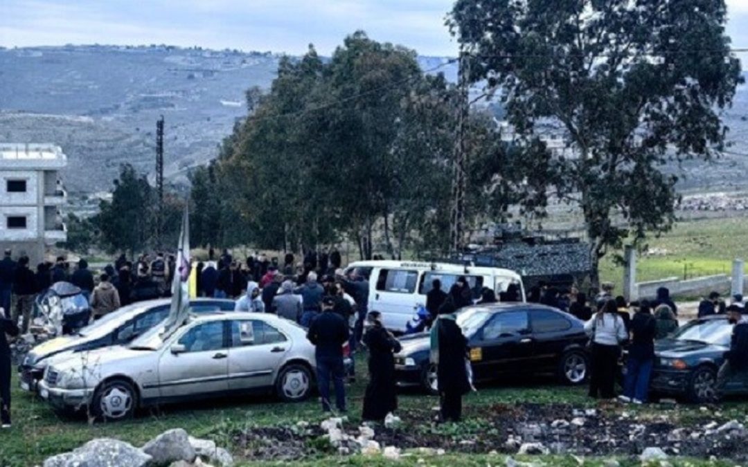 الجيش الإسرائيلي أفرج عن 11 مواطنًا كان قد اختطفهم والجيش اللبناني والأهالي يدخلون إلى عيترون