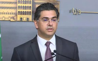 وزير الإعلام ممثلا رئيس الجمهورية يستقبل طائرة اماراتية تهبط في بيروت ظهرا