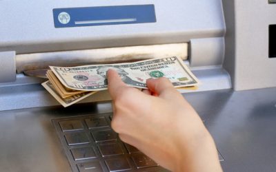 وزارة المالية: تحويل رواتب القطاع العام والمتقاعدين إلى المصارف اعتباراً من بعد ظهر اليوم