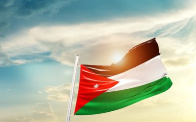الأردن : مستوطنون إسرائيليون هاجموا قافلة مساعدات متجهة إلى غزة اليوم