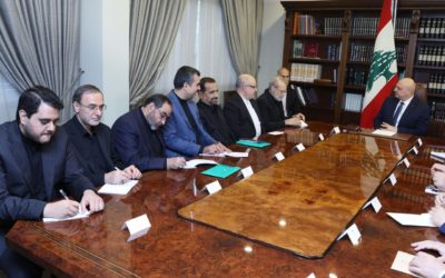 عون خلال لقائه لاريجاني: نرفض أي تدخل خارجي ومن غير المسموح لاي جهة كانت ومن دون أي استثناء حمل السلاح