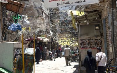 الجيش بدأ بتسلم السلاح الفلسطيني