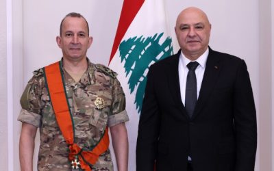 الرئيس عون عرض مع بري الأوضاع العامة ورئيس المجلس يصف اللقاء ب”الممتاز”وقلد قائد الجيش الوشاح الاكبر .. والخازن دعا الى حلول لشوائب قانون الانتخاب